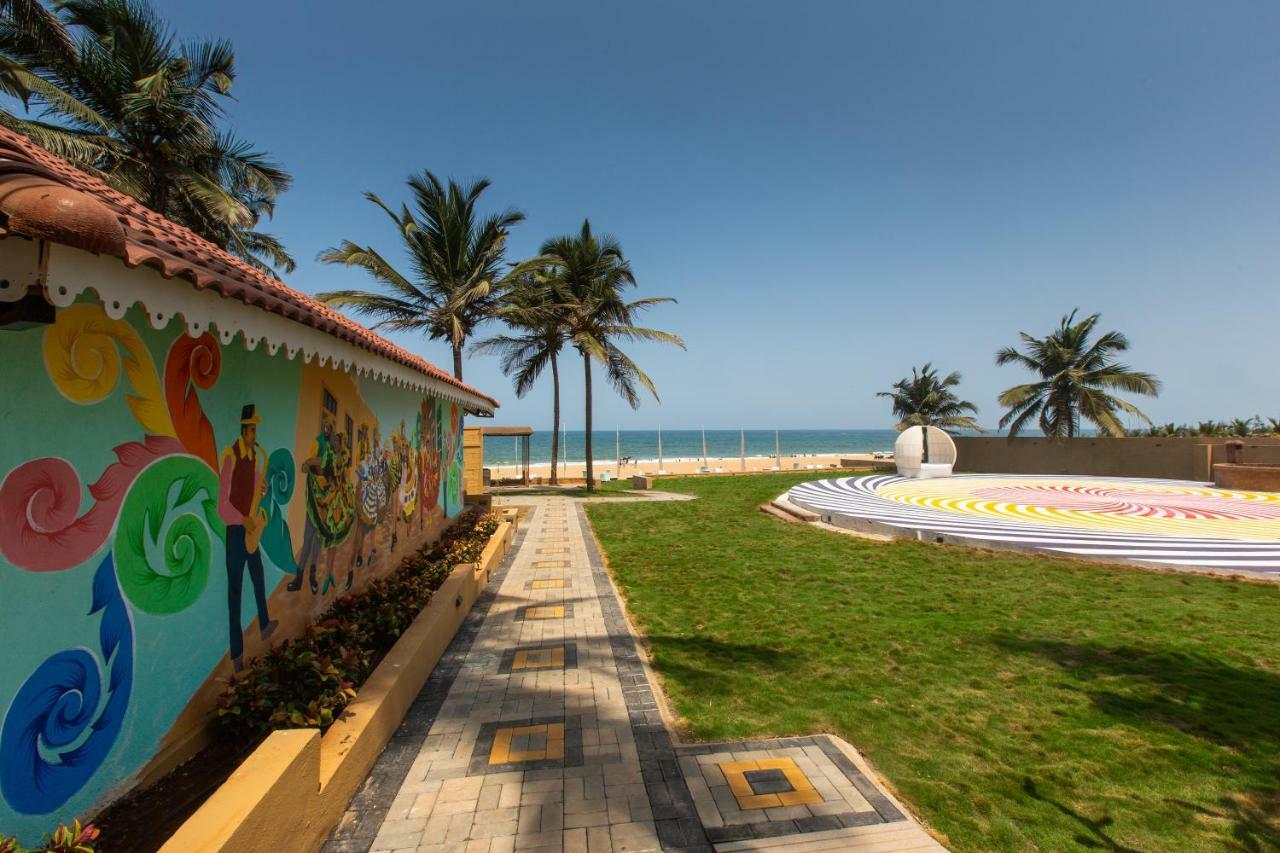 Marquis Beach Resort Candolim Exterior photo